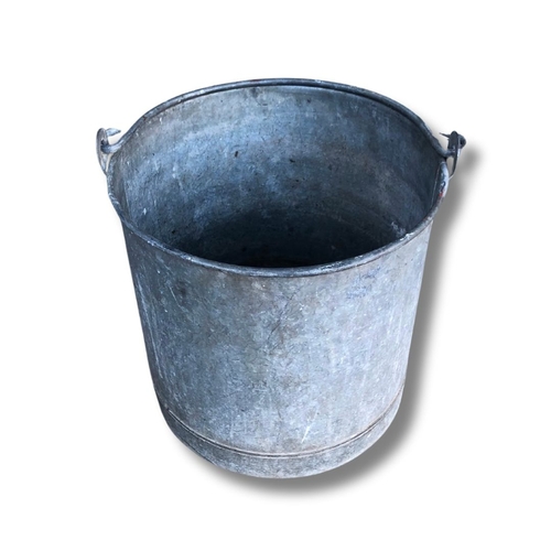 325 - Galvanised Bucket
H- 30cm
W-31cm