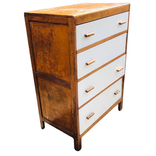 5 - Mid 20thC 4 drawer Chest of Drawers, oak construction. Approx H 105 x W 75 x D46cm