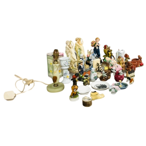 75 - Collection of ceramic and other items  to include figurines.