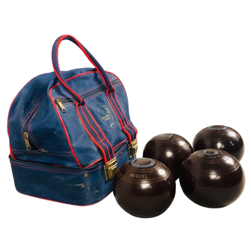 164 - Bag with 4 x Crown Bowls