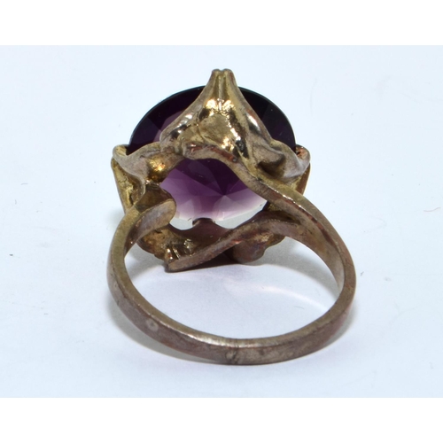 204 - white metal Amethyst ring in claw setting size N