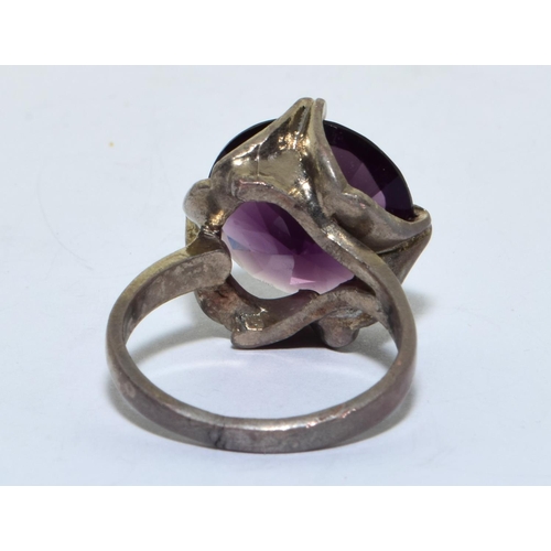 204 - white metal Amethyst ring in claw setting size N