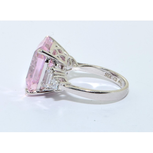 205 - 925 silver ladies Pink Tourmaline ring with baguette stones to the shank size M 