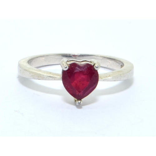 224 - 925 silver ladies ruby colour rubellite heart ring size R 