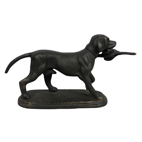 277 - Cast model of a Retriever dog on a stand ref 41