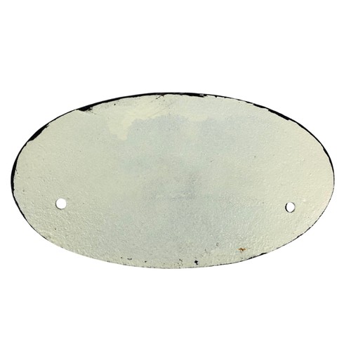 283 - Cast metal oval sign Close the Gate ref 89  approx 17 1\2cm