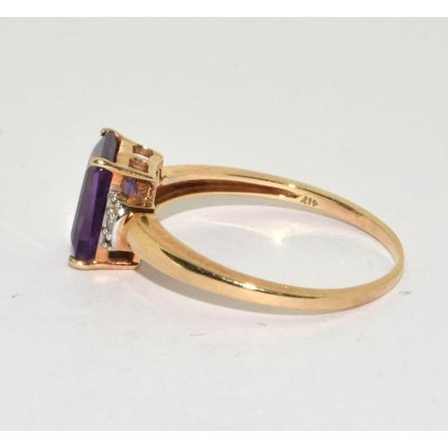 226 - 9ct gold ladies Amethyst and diamond ring size M