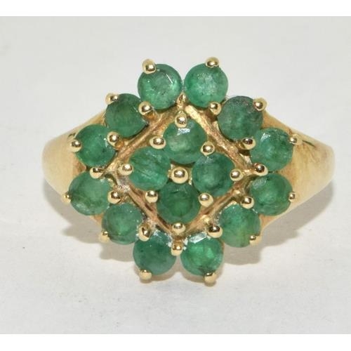 232 - 9ct Gold Emerald Cluster statement Ring.4.5g  Size P