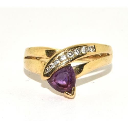 239 - 9ct gold Diamond and Amethyst ladies twist ring 3.5g size N