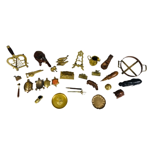 55 - Assortment of brass ware and collectibles