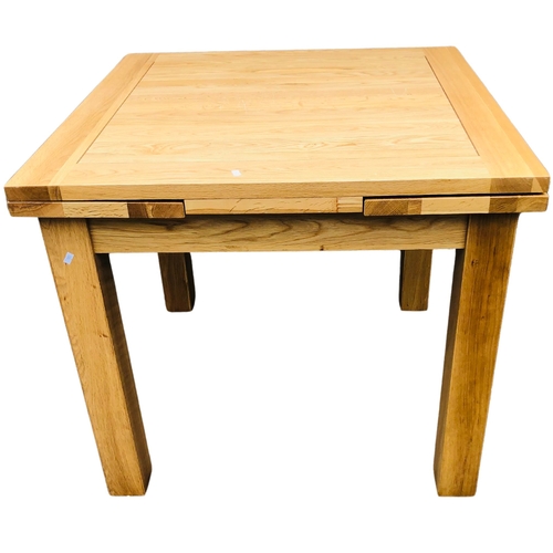 99 - Extending Dinning Table