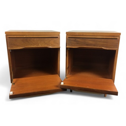 440 - Mid Century White & Newton Pair of Bedside Cabinets, Teak with Tambour Style Fronted drawers.Hei... 