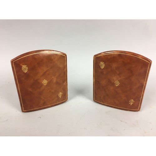 446 - A Vintage Italian Sorrento inlaid Sliding Book stand, And a Pair of Leather with Fleur-De-Lys Floren... 