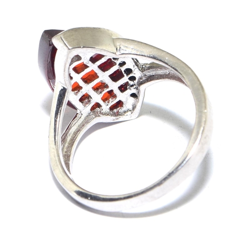 303 - 925 silver designer of set lozenge shape ruby colour stone ring size O