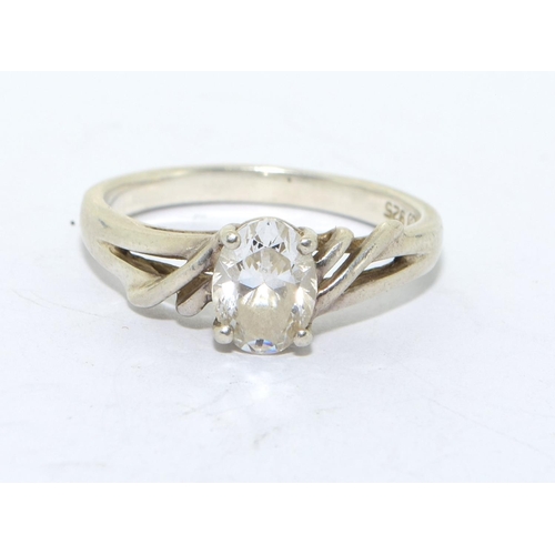 304 - 925 silver oval shape solitaire ring size R