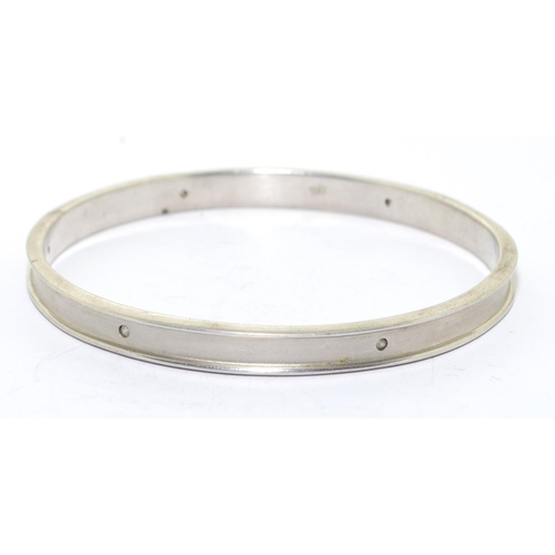 305 - 925 silver solid bangle set with diamonds 27g