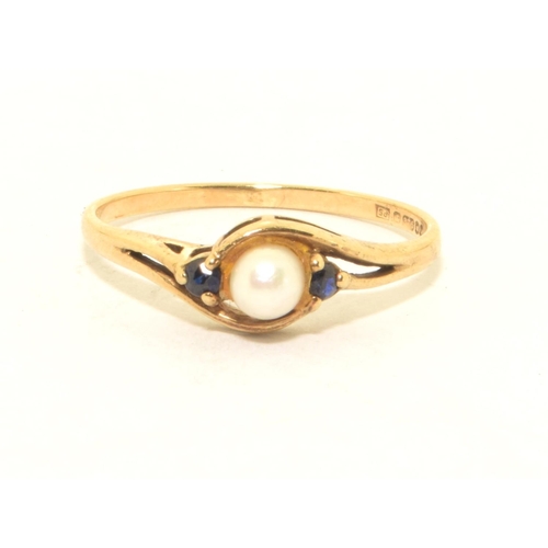 288 - 9ct gold Pearl and Sapphire twist  ring size M