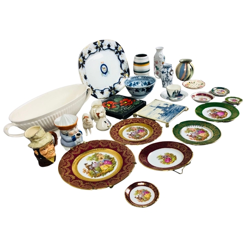 25 - Collection of ceramics to include Wedgewood and Limoges