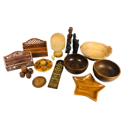 46 - Assortment of wooden items to include a signed Maple bowl and a Spalted Beech item