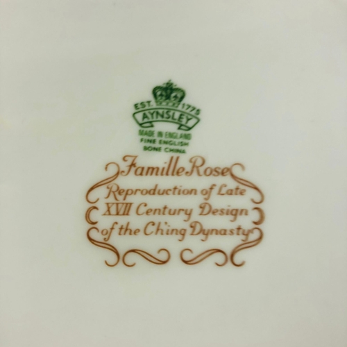 69 - Aynsley, Famille Rose Pattern part Dinner Service