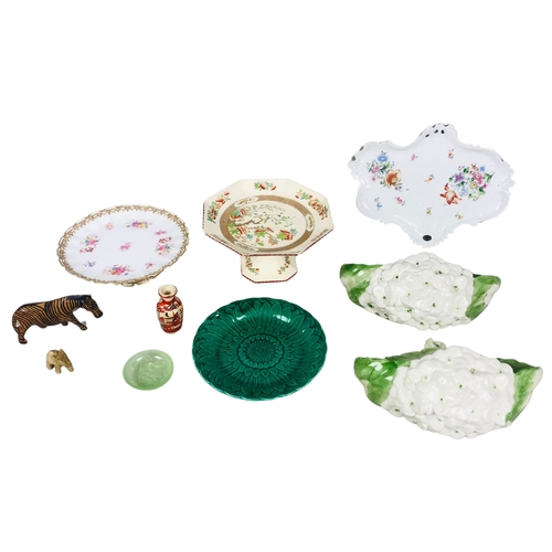 115 - Collection of various ceramics to include pair of wall pockets and a green Wedgwood chrysanthemum pl... 