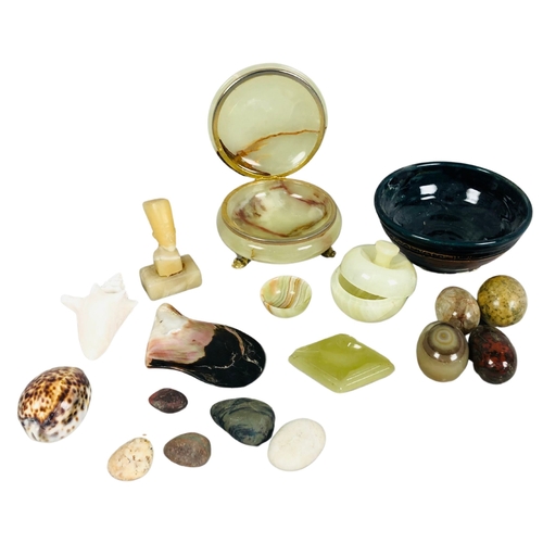 97 - Group of Green Onyx items to include eggs and a small assortment of shells.