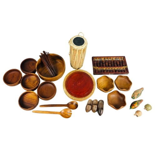 123 - Various wooden bowls and other items to include a velvet lined display stand.