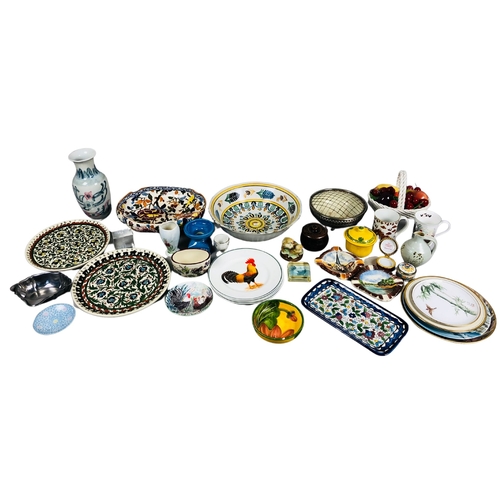 127 - Collection of decorative pottery and China to include a large faience bowl