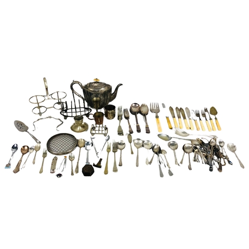 164 - Quantity of silver plate to include teapot, toast rack, flat ware etc