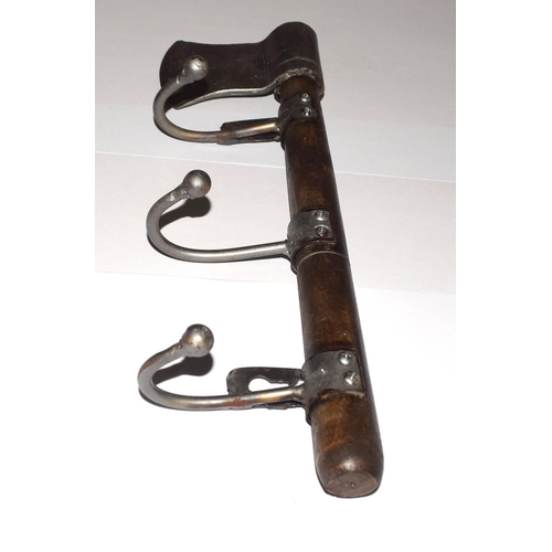 460 - Coat hooks in the form of an axe ref 50