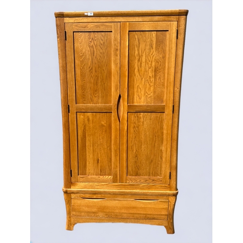 215 - A Beautiful Contempory Oak Wardrobe over Drawers in Good Condition