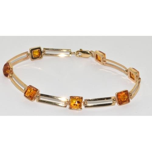 508 - 9ct gold Baltic Amber station bracelet 6.5g 18cm long