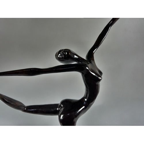 787 - A large Bronze abstract 'Dancer' sculpture.20th Century.Raised on stepped marble base.Height - 117cm... 