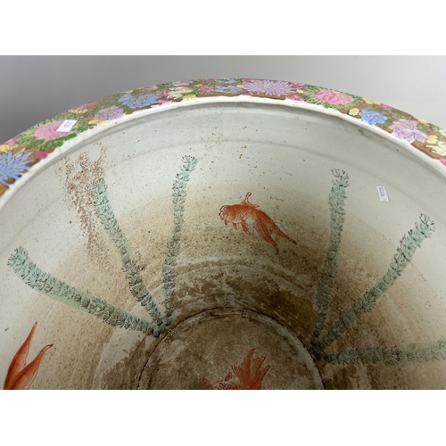 791 - A very large pair of Chinese 'Canton' porcelain fish bowls.Hand painted court scenes, with floral bo... 