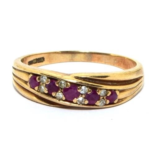 154 - 9ct gold ladies Ruby and Diamond twist ring 3g size R