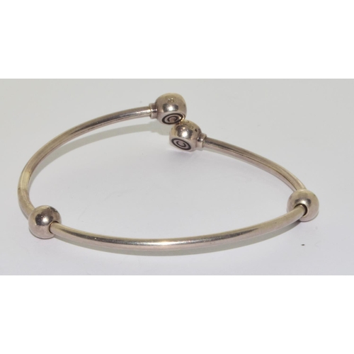 249 - 925 silver Ball bracelet