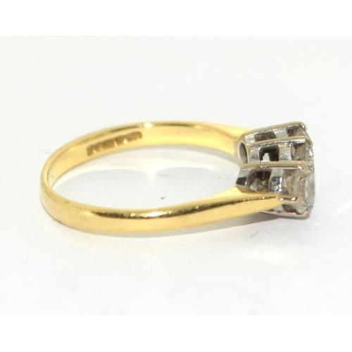 377 - 18ct gold 3 stone diamond ring approx 40 points size K