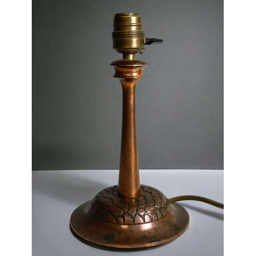 485 - An Arts & crafts table lamp. Together with a French brass flexi stem example.Tallest - 39cm... 