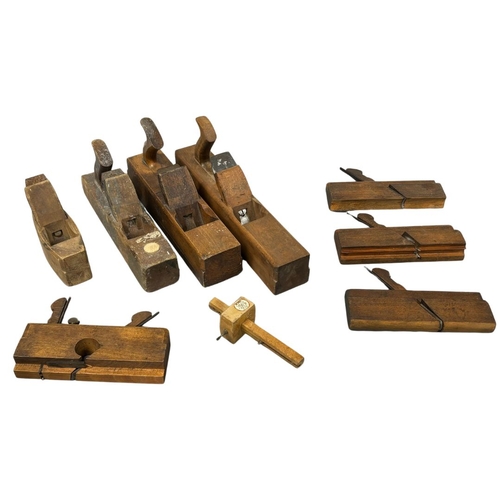 490 - Vintage Planes and Carpentry associated tools.