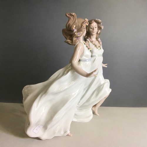 406 - LLadro Porcelain Figural Group 