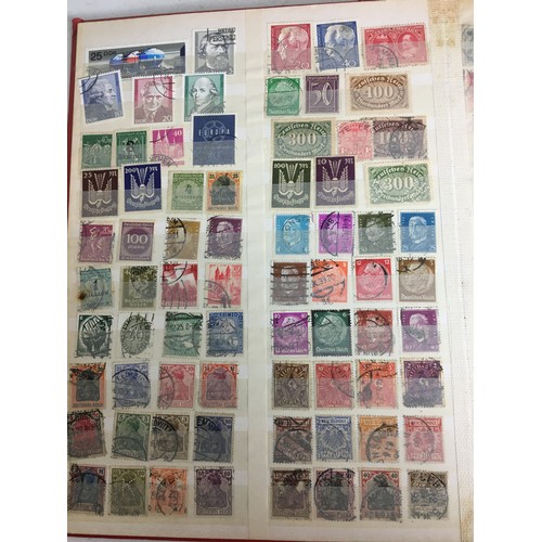 267 - 4 x Stamp Albums, Containing a Complete page of Victorian Penny Reds of Various Dates, World Wide St... 