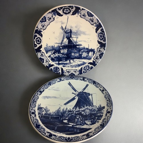 459 - 2 x Vintage Delfts Blauw Dutch Blue and White Traditional Wall Hanging Platters. Windmill scenes.39c... 