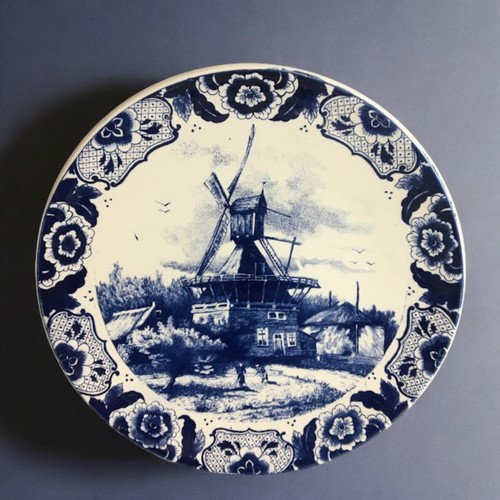 459 - 2 x Vintage Delfts Blauw Dutch Blue and White Traditional Wall Hanging Platters. Windmill scenes.39c... 