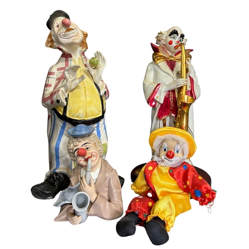 86 - Collection of 4 Clowns