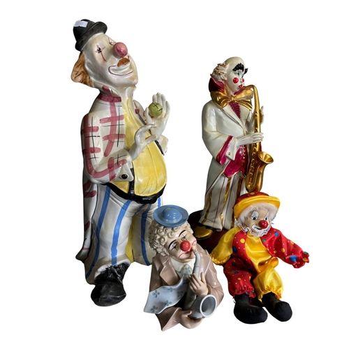 86 - Collection of 4 Clowns