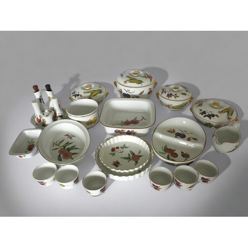 645 - A large 62 piece Royal Worcester 'Evesham' dinner service.All in good condition.