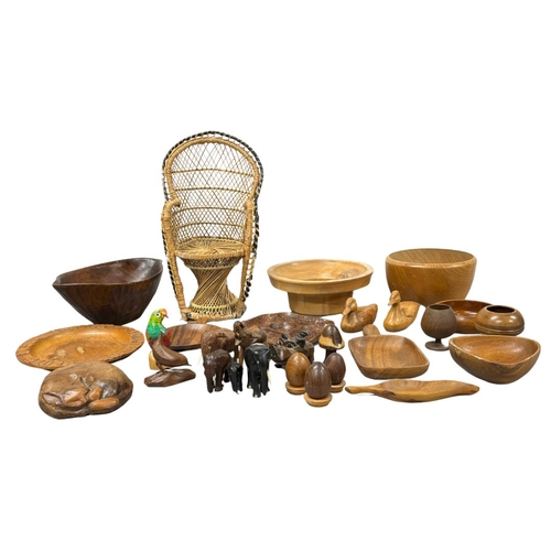 658 - A Large Collection of Wood and Treen Bowls and other Items