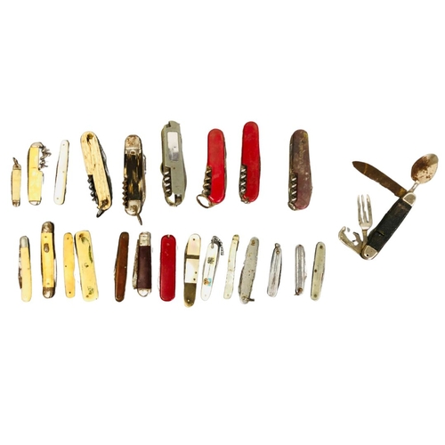 718 - A Large Collection of 24 Vintage Pocket Knives and Fruit Knives - Mother of Pearl etc