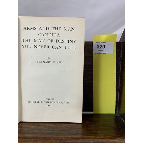 320 - 6 Volumes - The Plays of Bernard Shaw Pocket Editions c. 1927 . Blue soft leather. Gilt cover signat... 