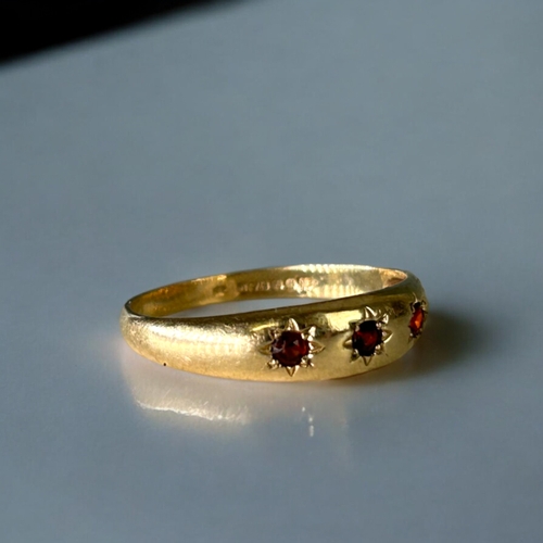 543 - A ladies 9ct Gold & Ruby ring.Fully hallmarked.Size - P